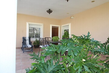 Villa individuelle avec piscine et barbecue dans le centre d'Elche in Maisons de Mer