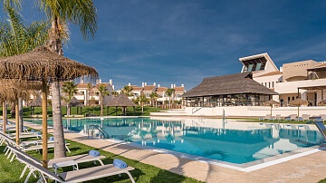 Apartment at the Golf Resort Hacienda del Alamo - Spanish Village in Maisons de Mer