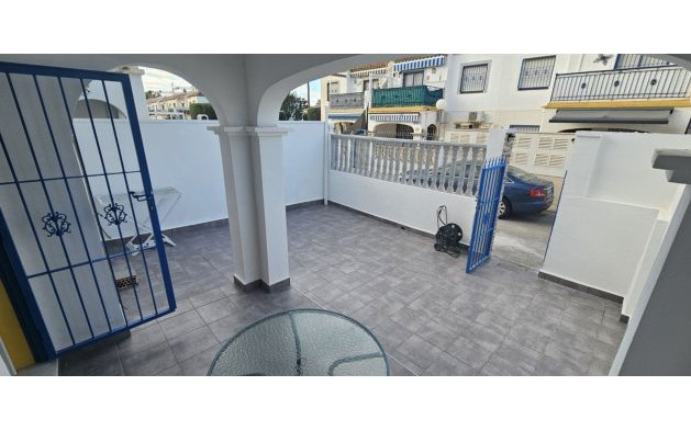 Apartamento en planta baja - Reventa - Torrevieja - Torrevieja