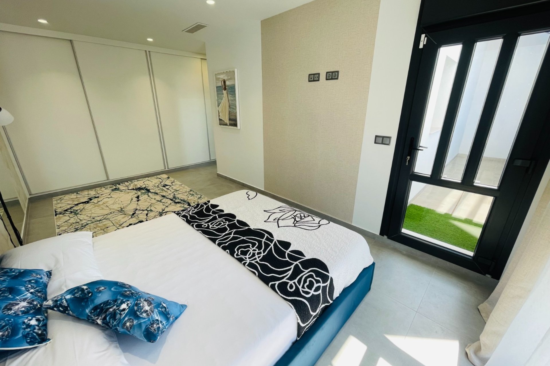 New Build - Independent Villa - Torrevieja