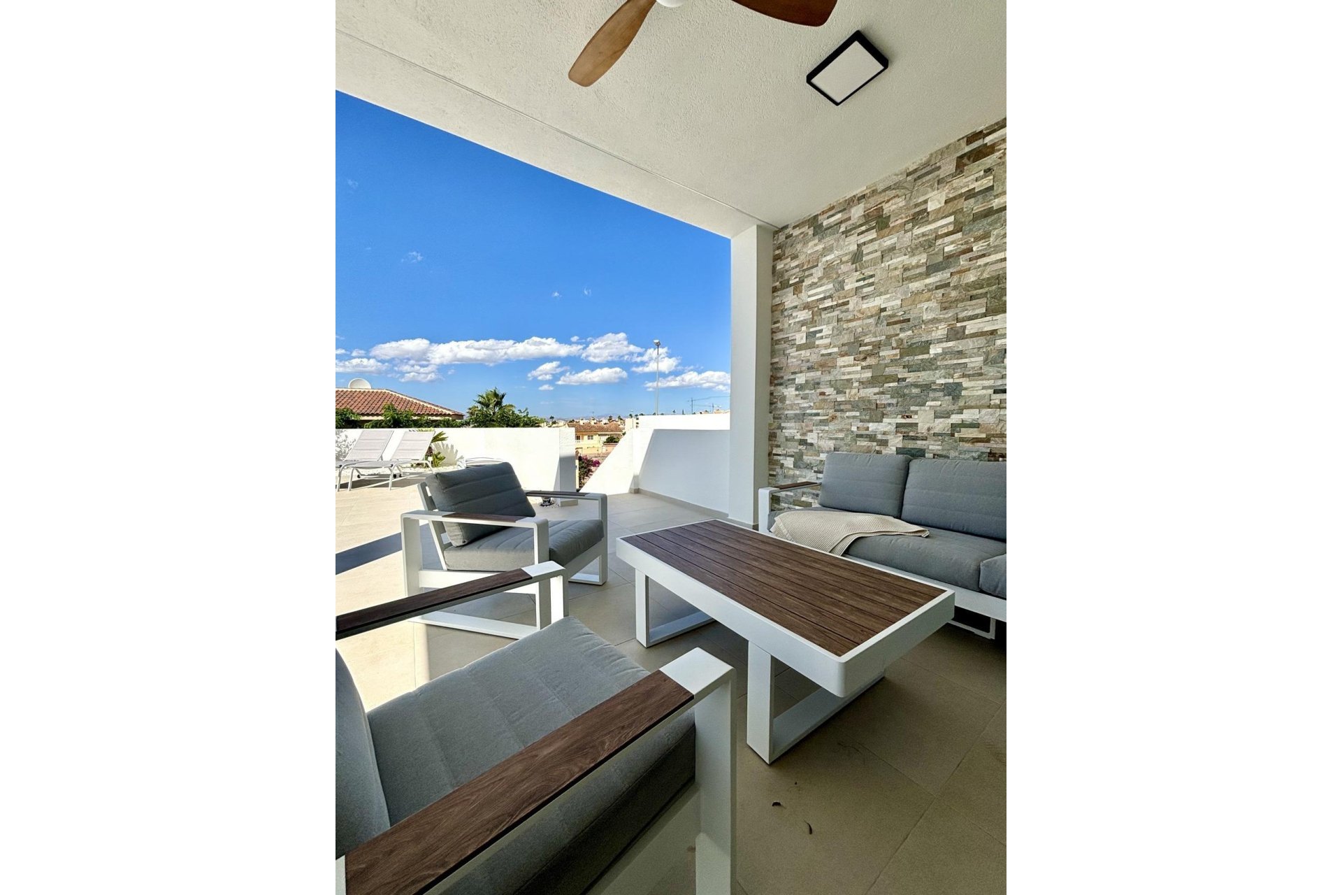 Nouvelle construction - Villa indépendante - Benijofar