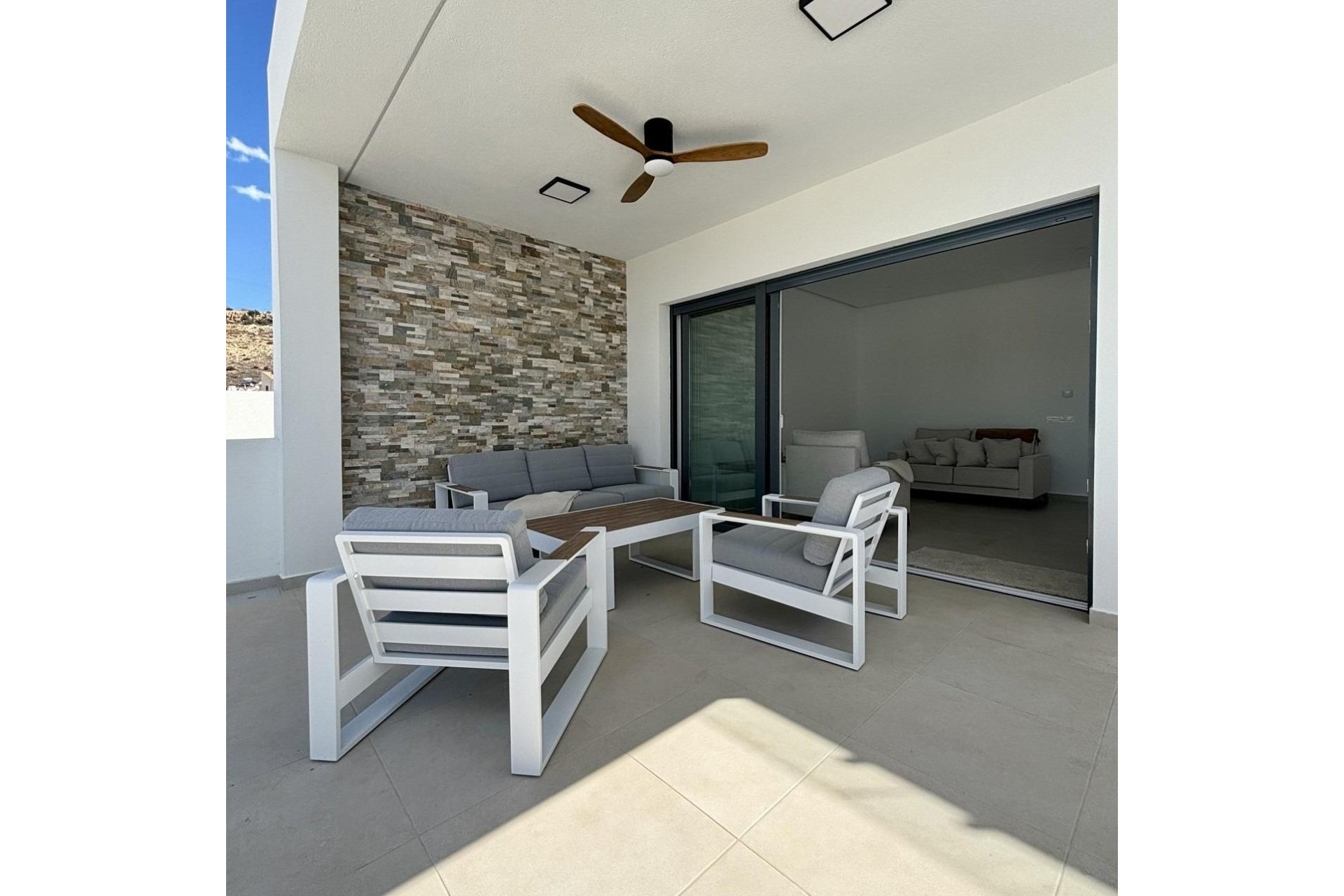 Nouvelle construction - Villa indépendante - Benijofar