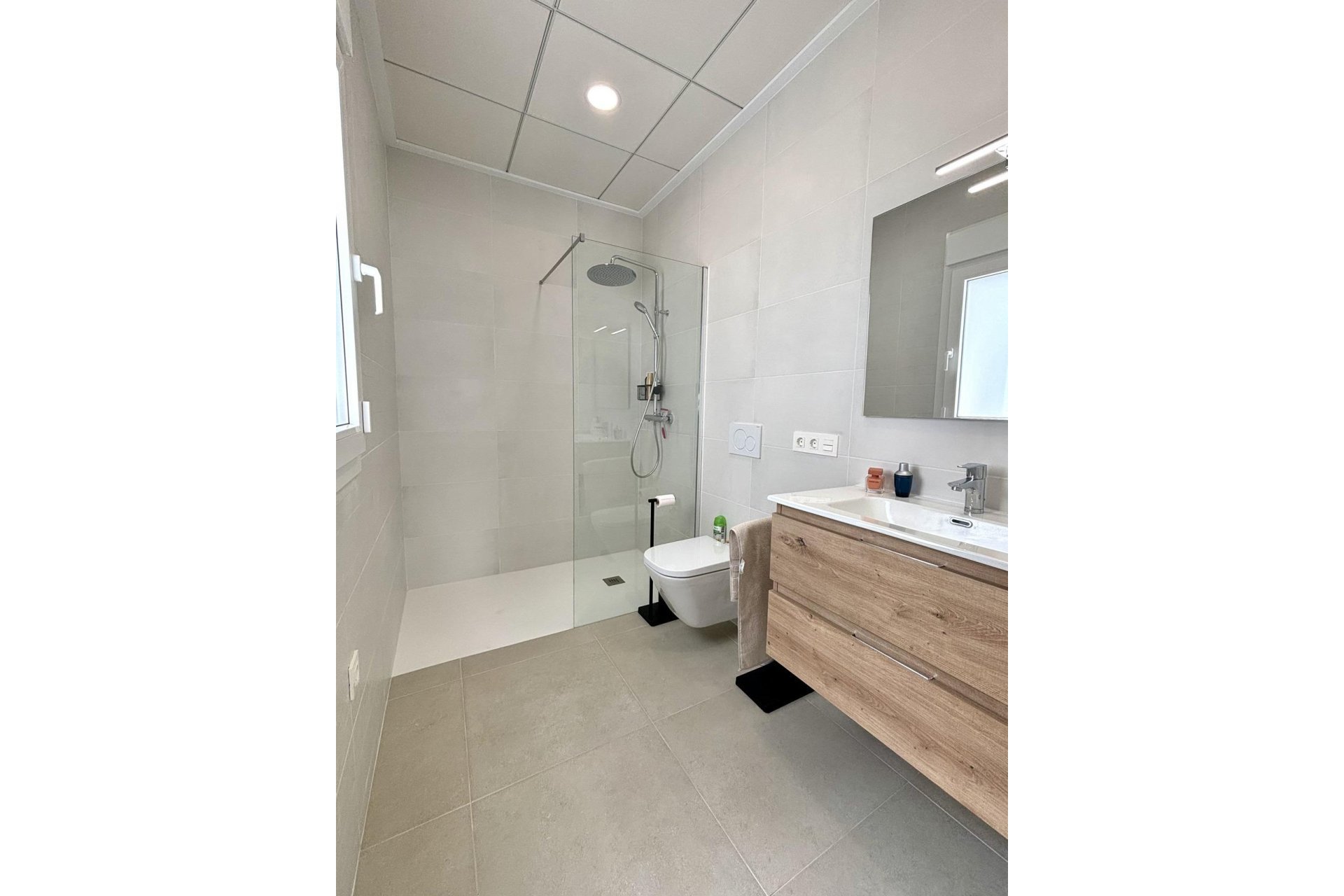 Nouvelle construction - Villa indépendante - Benijofar