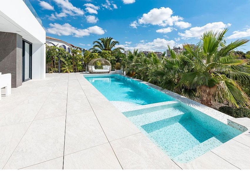 Nouvelle construction - Villa indépendante - Calpe