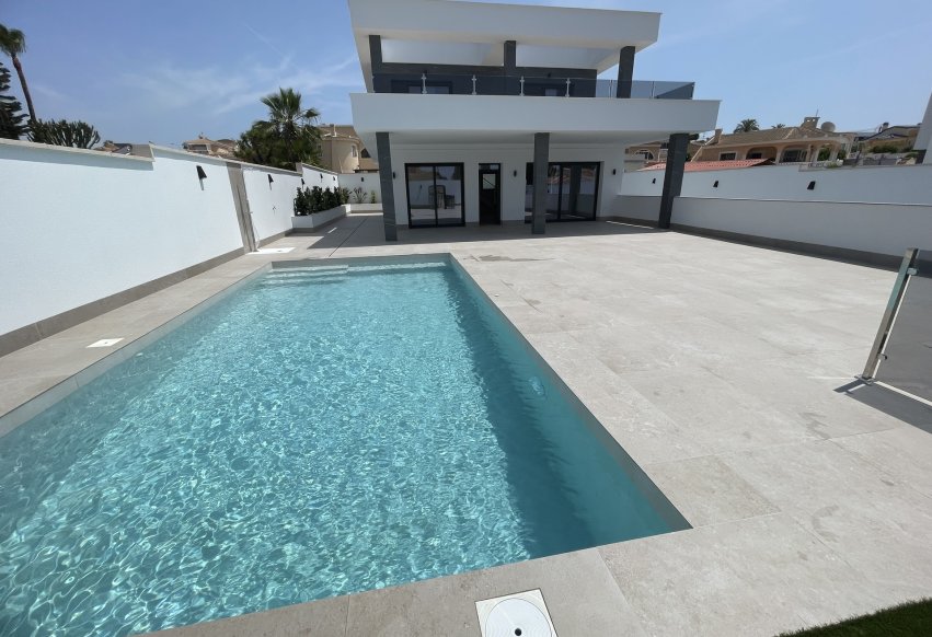 Nouvelle construction - Villa indépendante - Ciudad Quesada