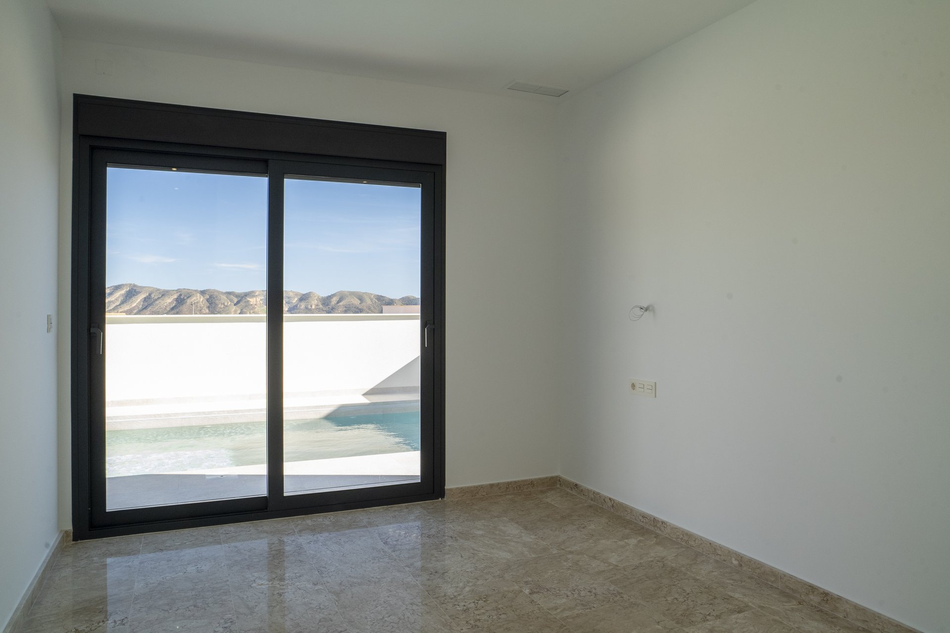 Nouvelle construction - Villa indépendante - Coloma