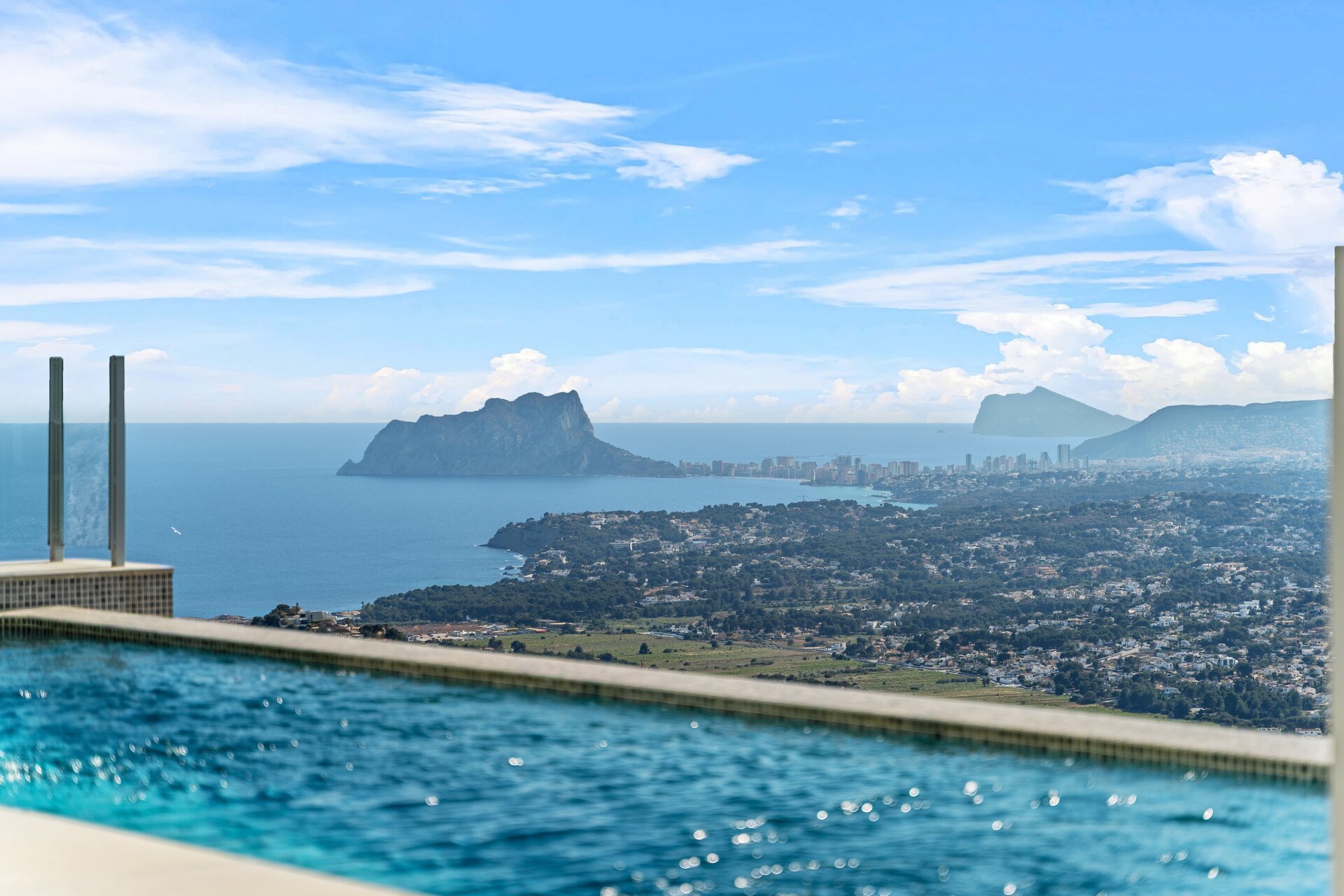 Nouvelle construction - Villa indépendante - Cumbre del Sol