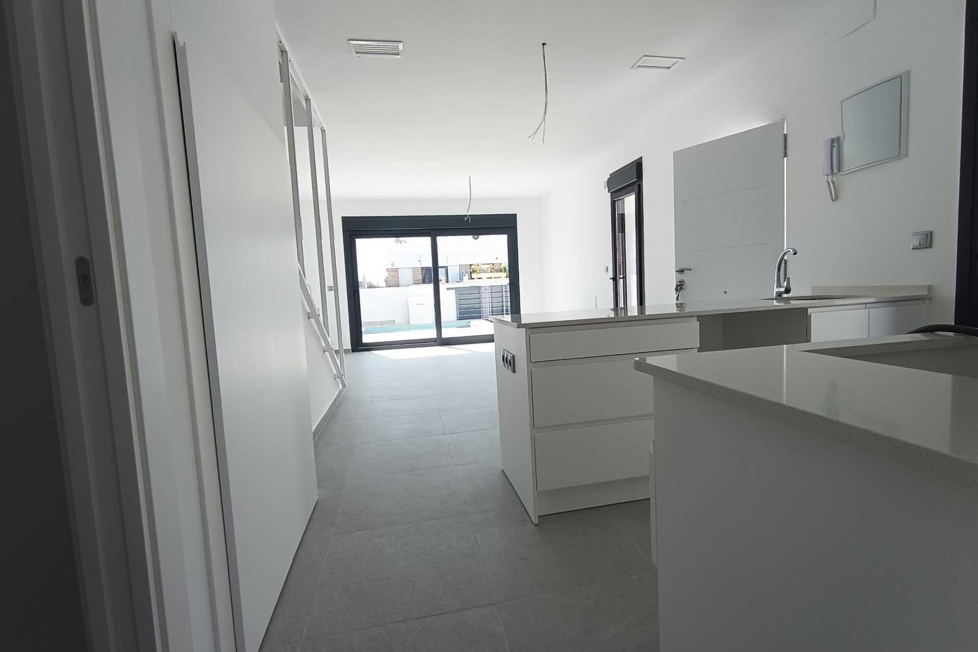 Nouvelle construction - Villa indépendante - Daya Nueva