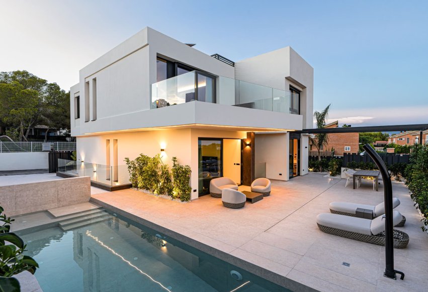 Nouvelle construction - Villa indépendante - La Nucía