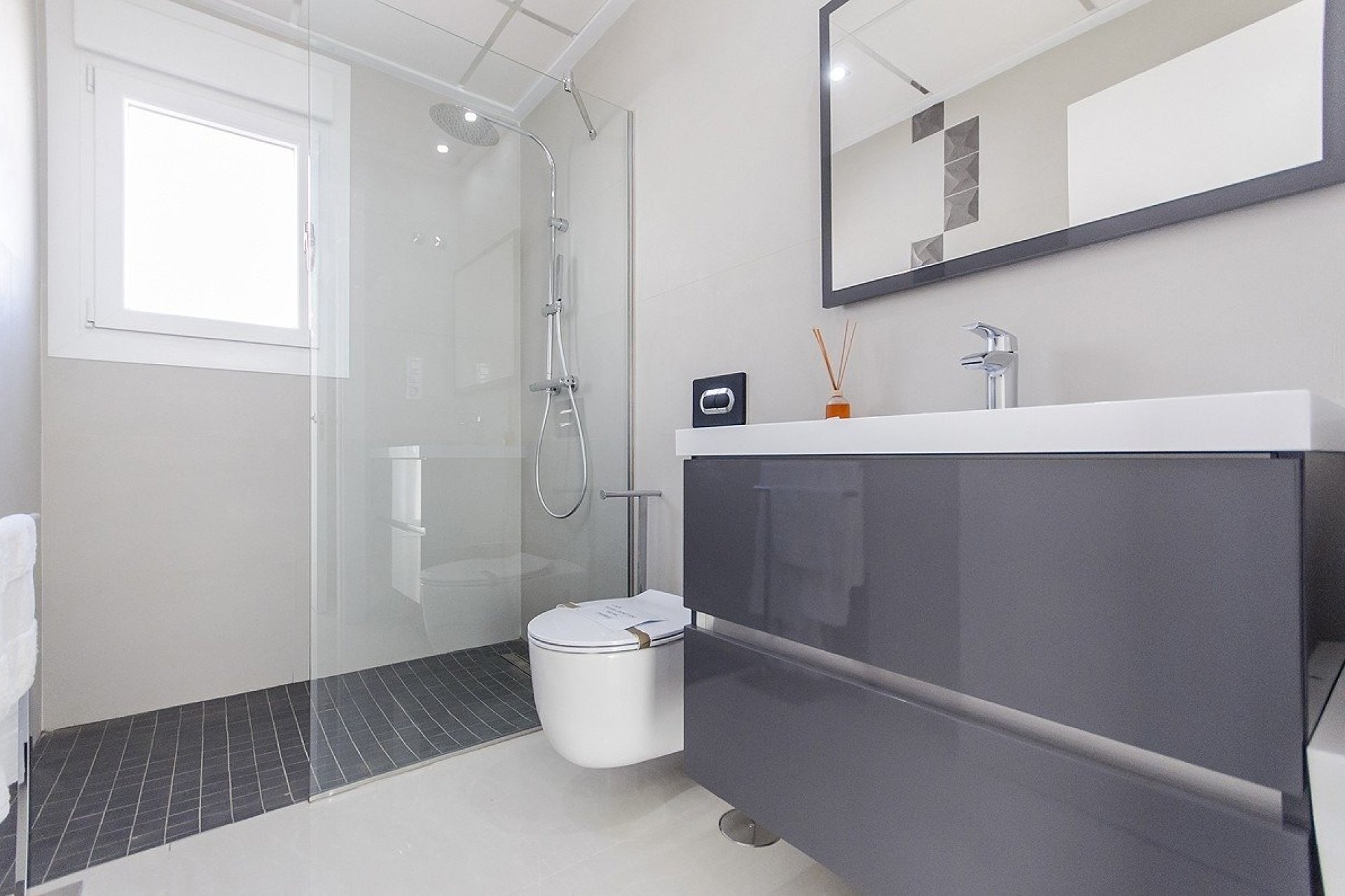 Nouvelle construction - Villa indépendante - Los Montesinos