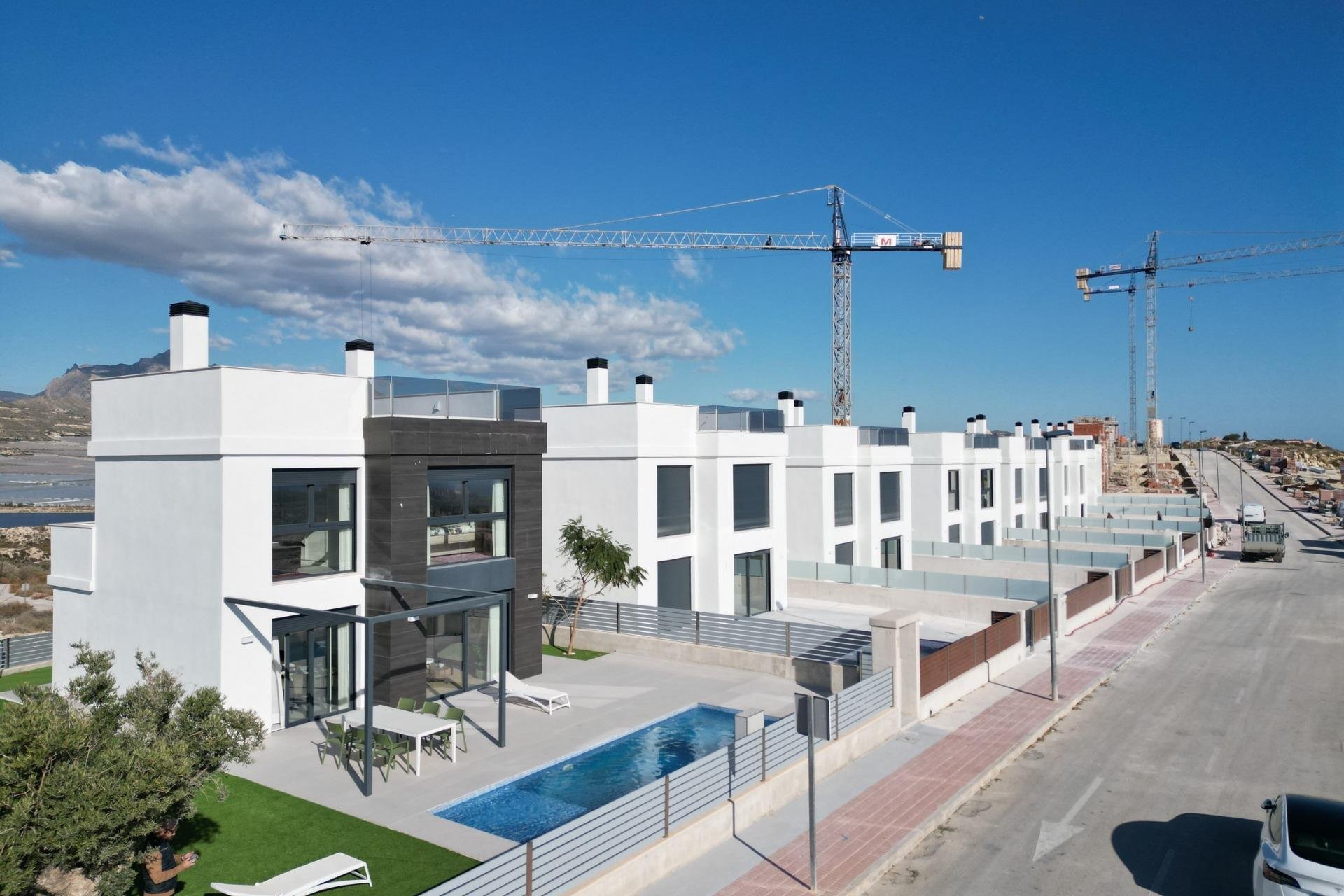 Nouvelle construction - Villa indépendante - Mutxamel