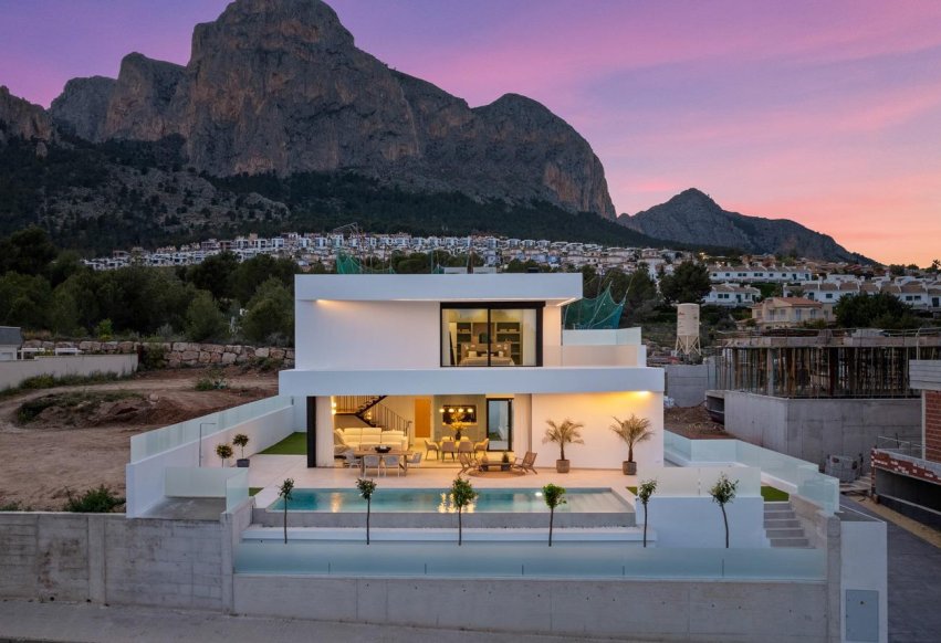 Nouvelle construction - Villa indépendante - Polop