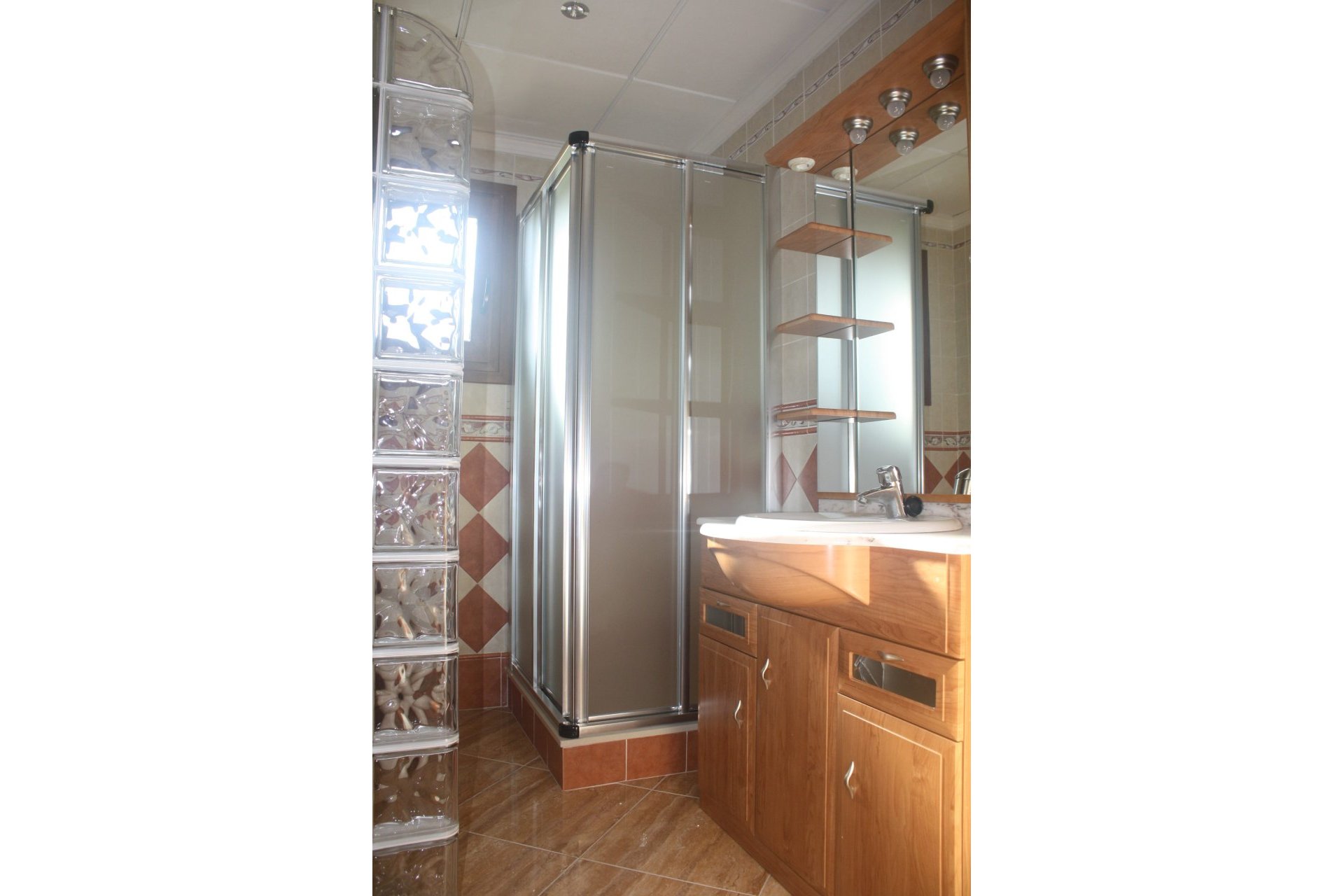 Nouvelle construction - Villa indépendante - Torrevieja