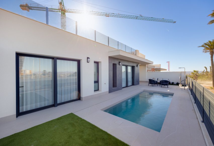 Nouvelle construction - Villa indépendante - Torrevieja