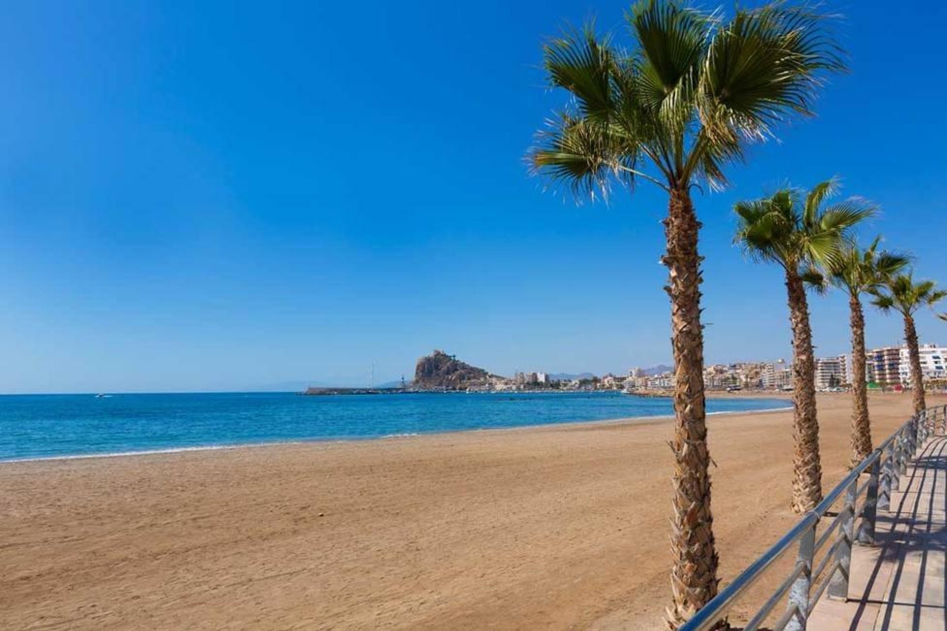 Obra nueva - Apartamento en planta baja - Águilas