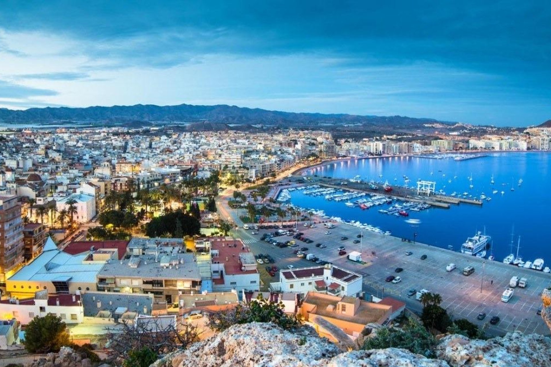 Obra nueva - Apartamento en planta baja - Águilas