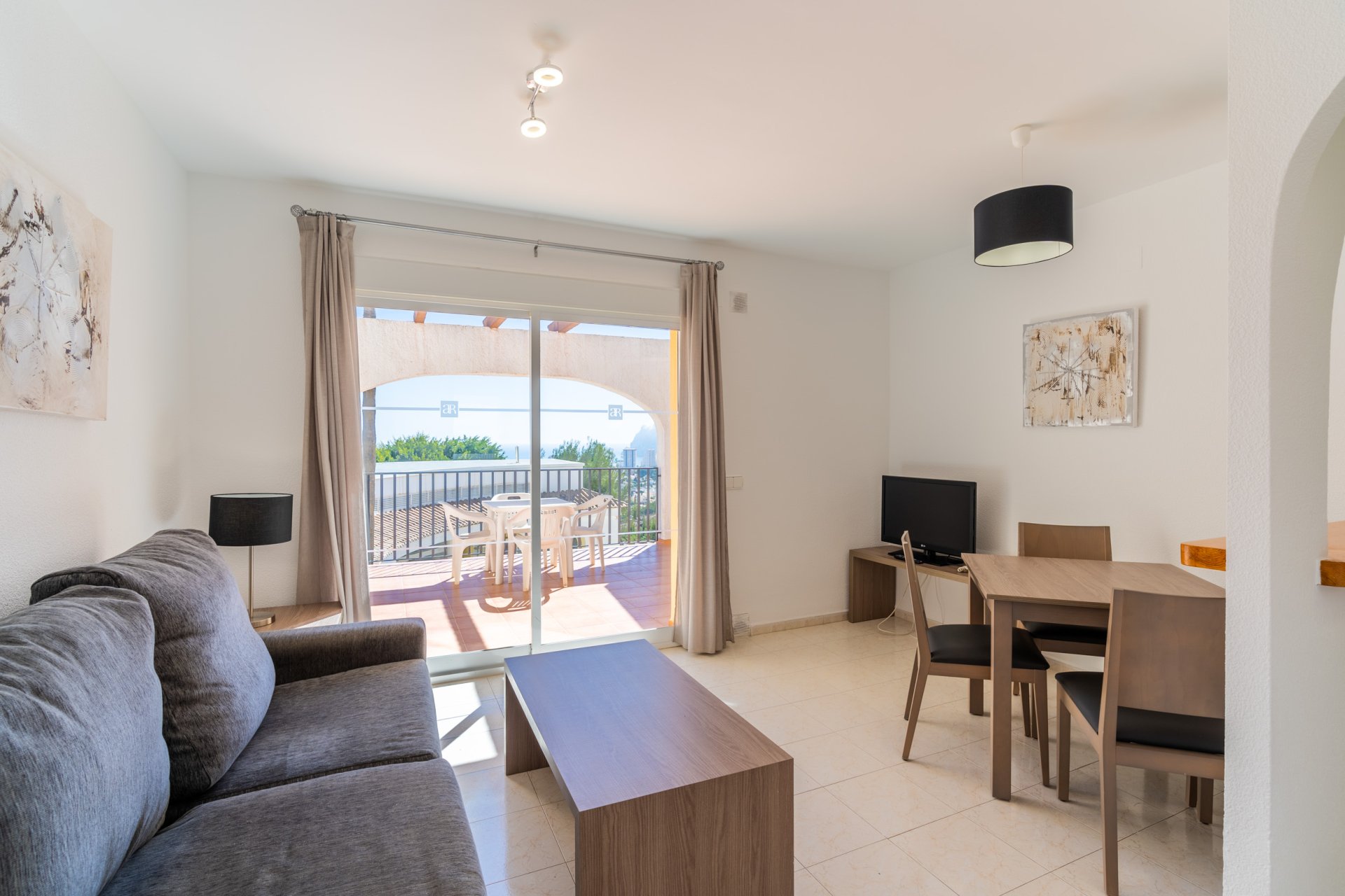 Obra nueva - Apartamento en planta baja - Calpe