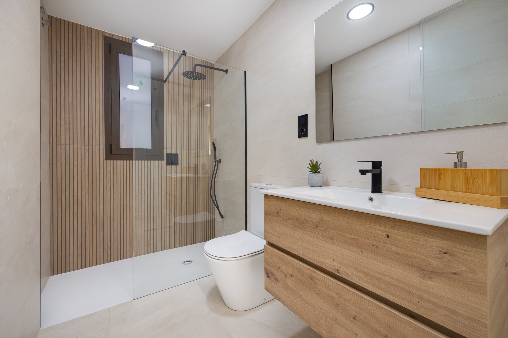 Obra nueva - Apartamento en planta baja - Los Alcázares