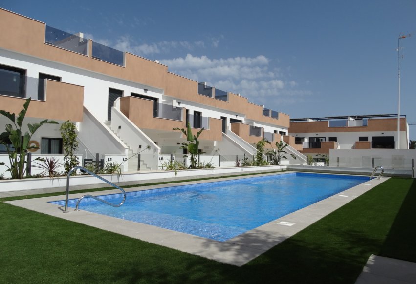 Obra nueva - Apartamento en planta baja - Pilar de la Horadada