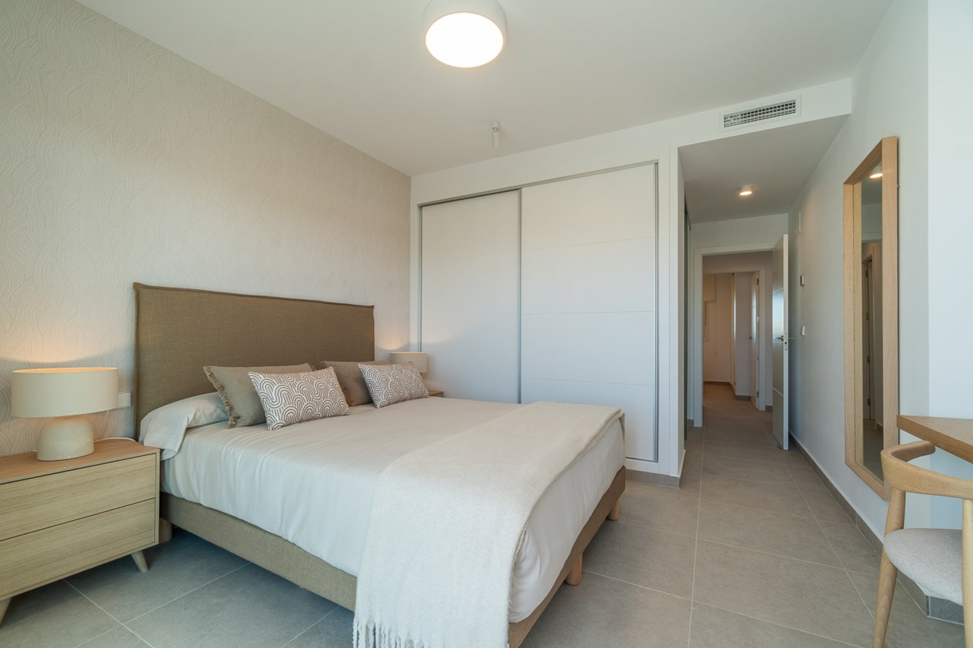 Obra nueva - Apartamento en planta baja - Playa Flamenca