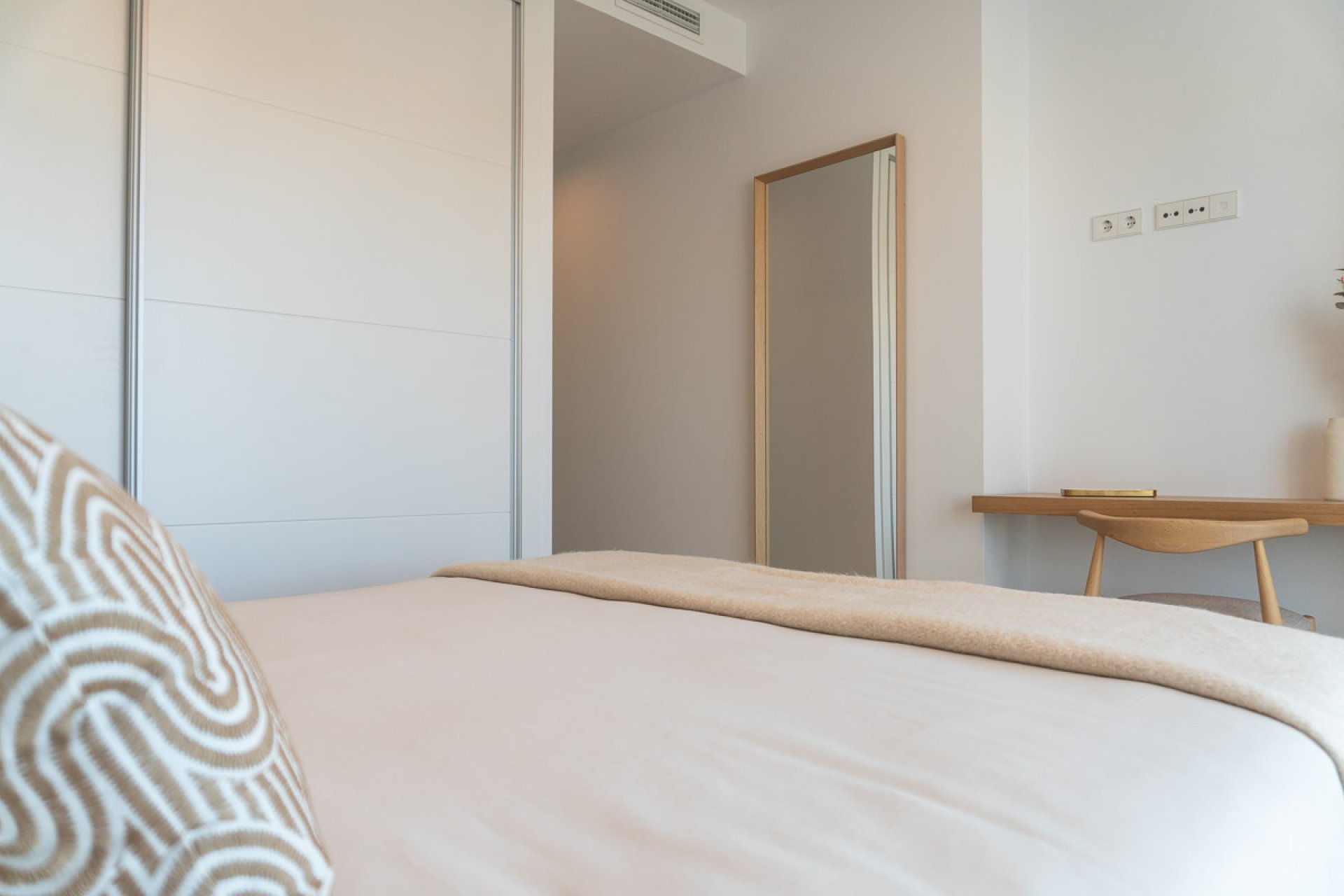 Obra nueva - Apartamento en planta baja - Playa Flamenca