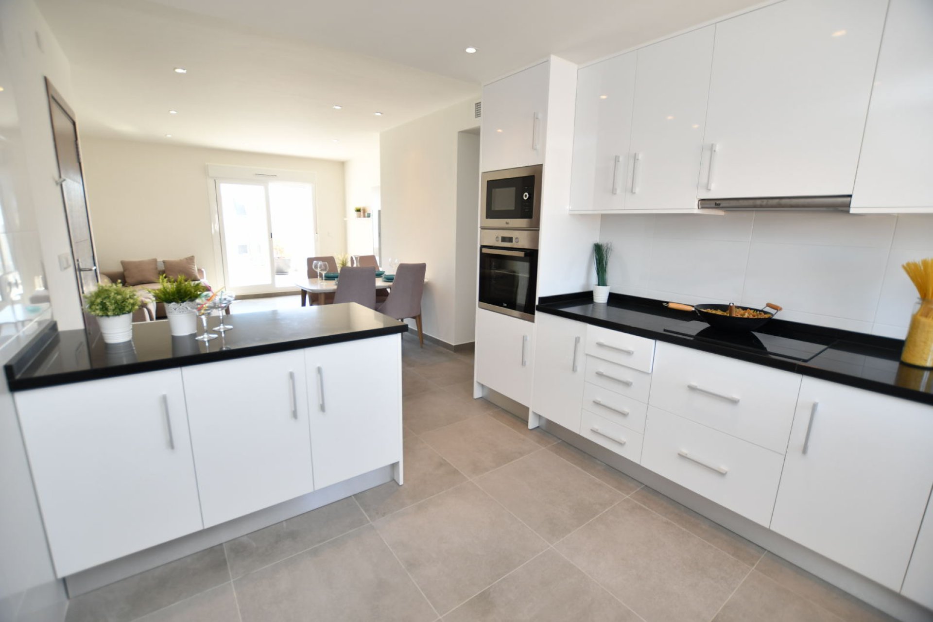 Obra nueva - Apartamento en planta baja - San Miguel de Salinas