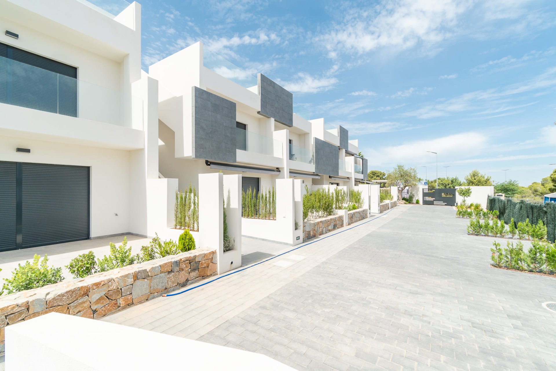Obra nueva - Apartamento en planta baja - Torrevieja