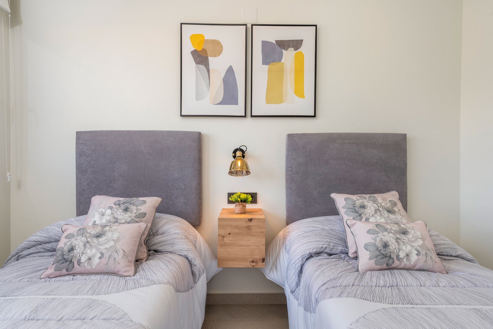 Obra nueva - Apartamento en planta baja - Torrevieja