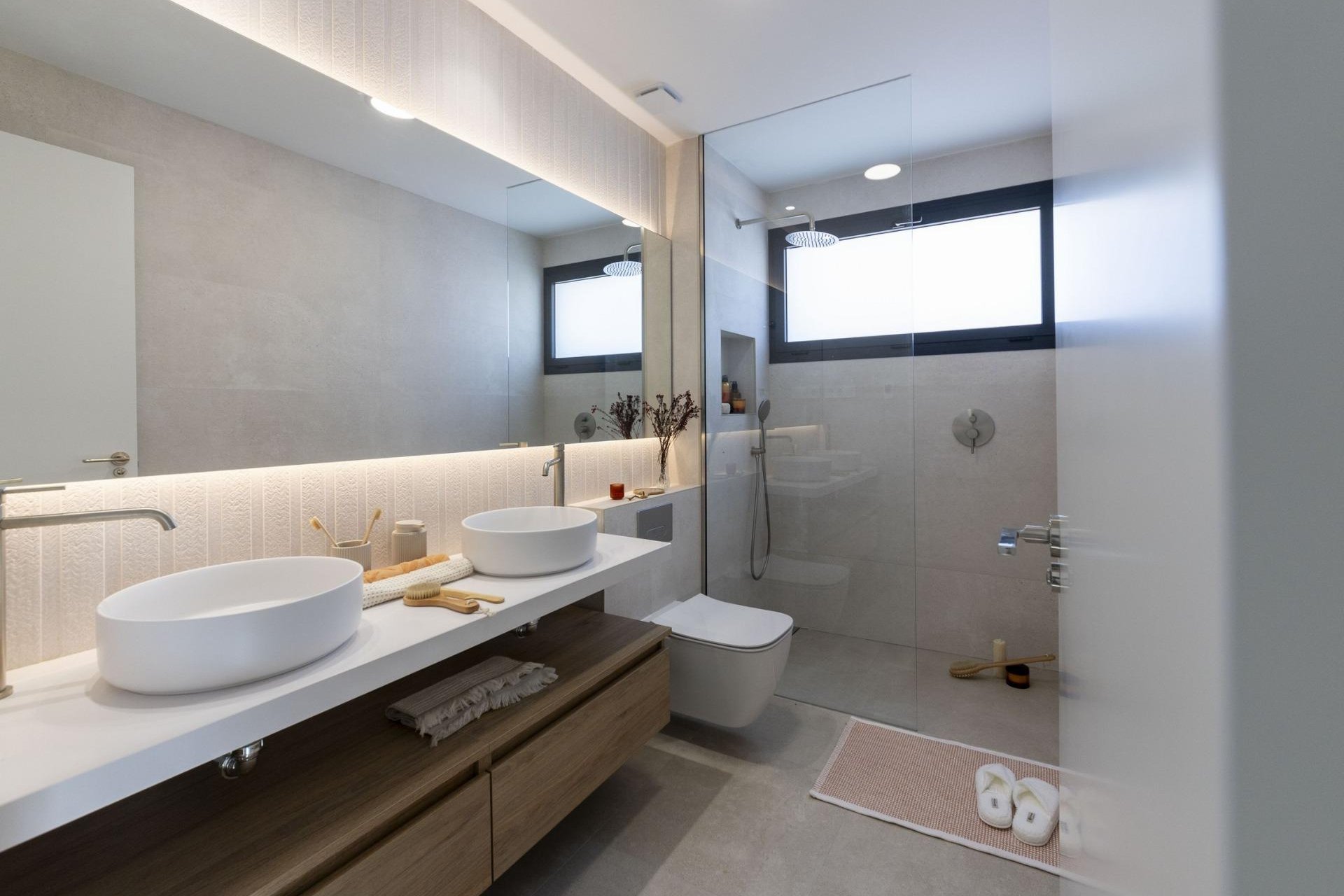 Obra nueva - Villa independiente - Baños y Mendigo