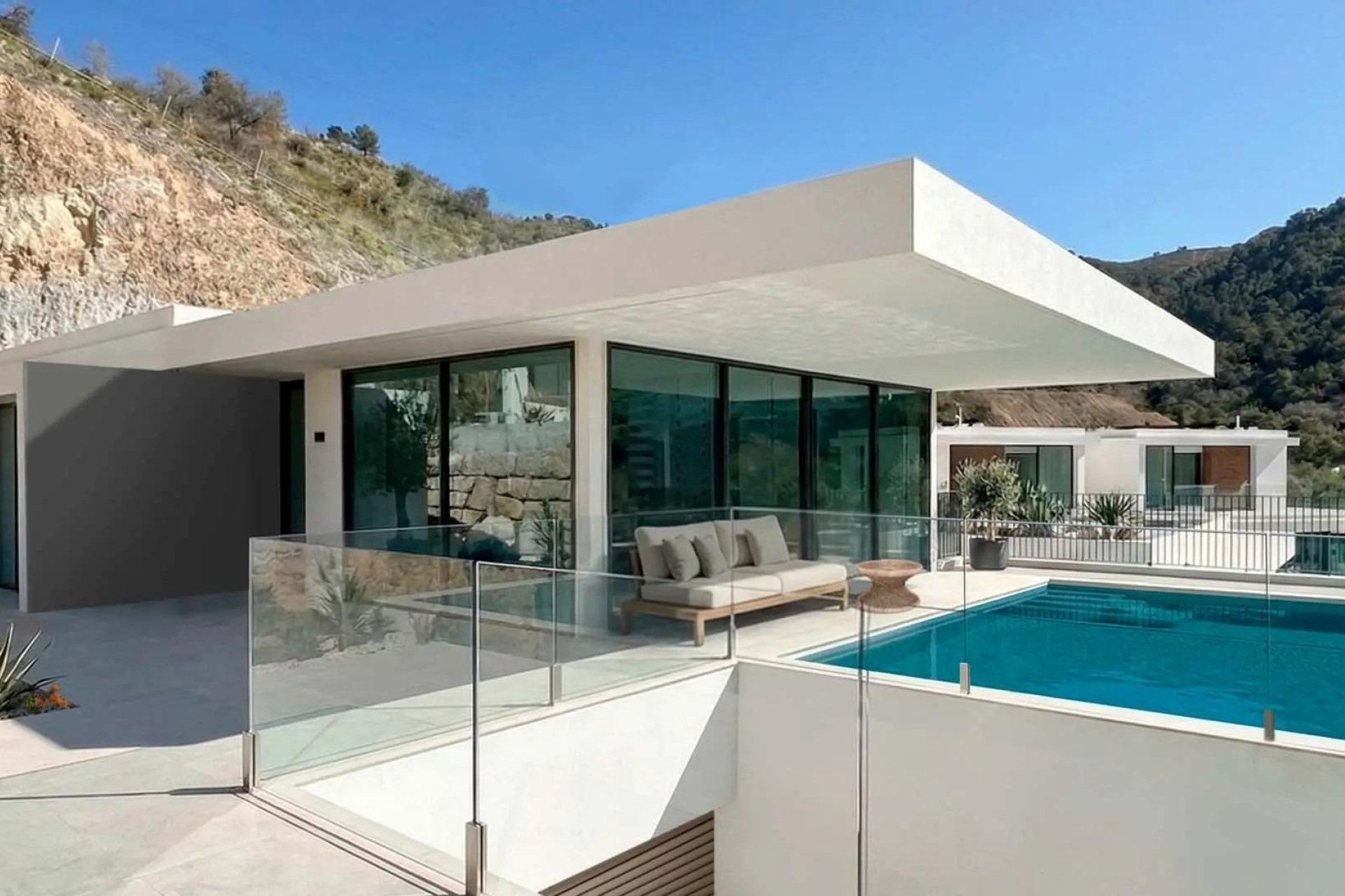 Obra nueva - Villa independiente - Benidorm