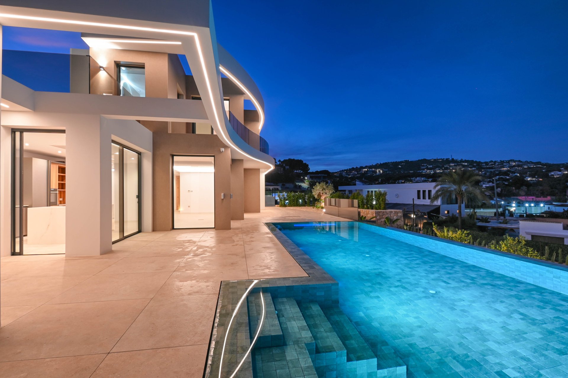 Obra nueva - Villa independiente - Benissa