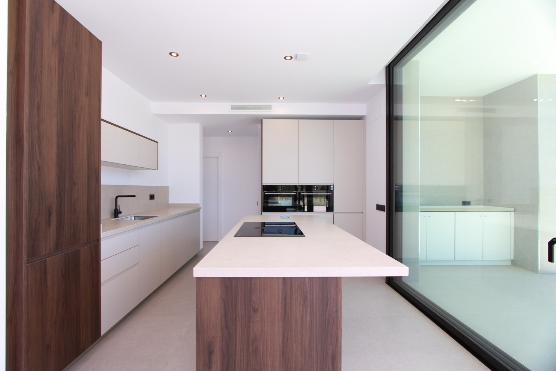 Obra nueva - Villa independiente - Calpe - Urbanización