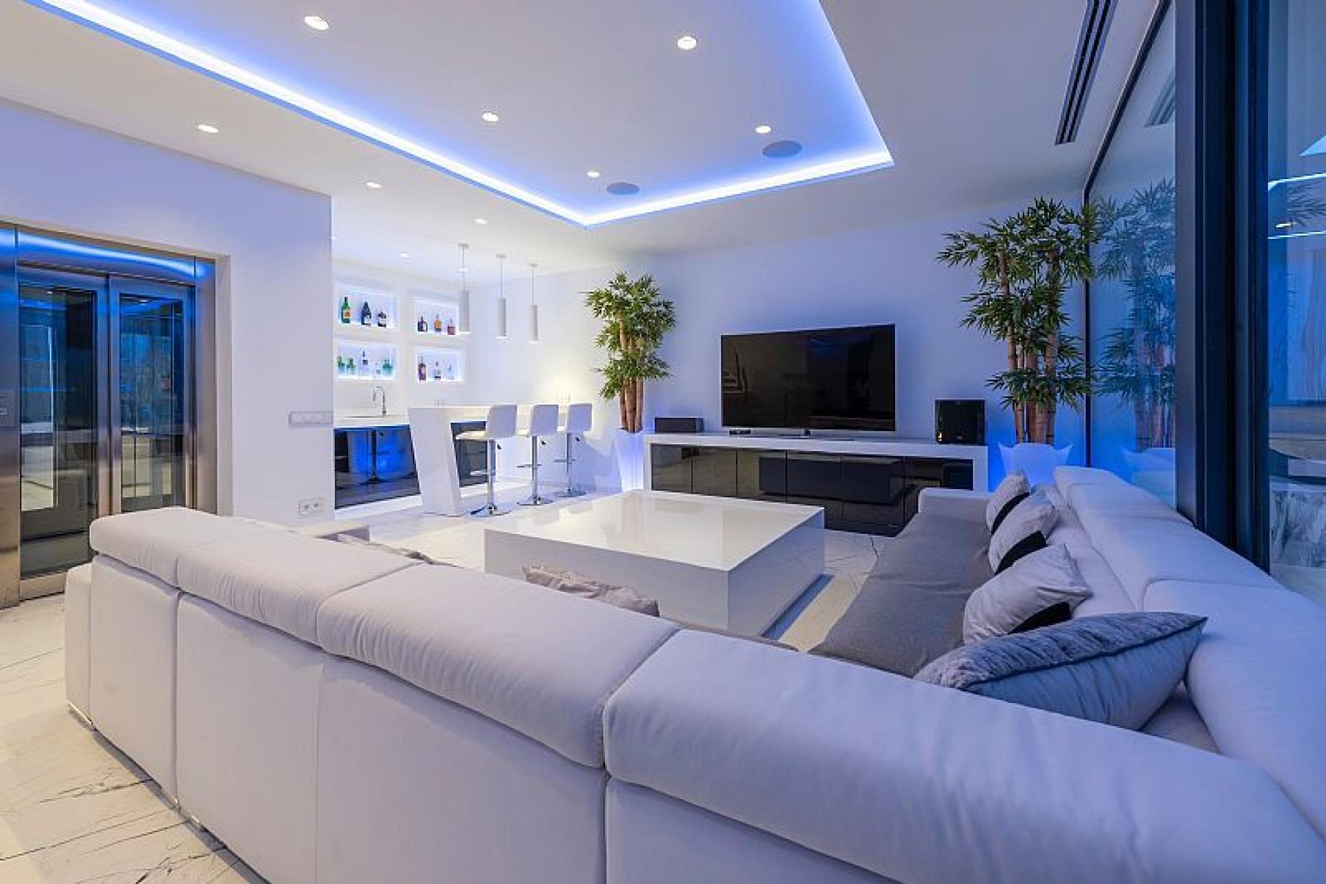 Obra nueva - Villa independiente - Calpe