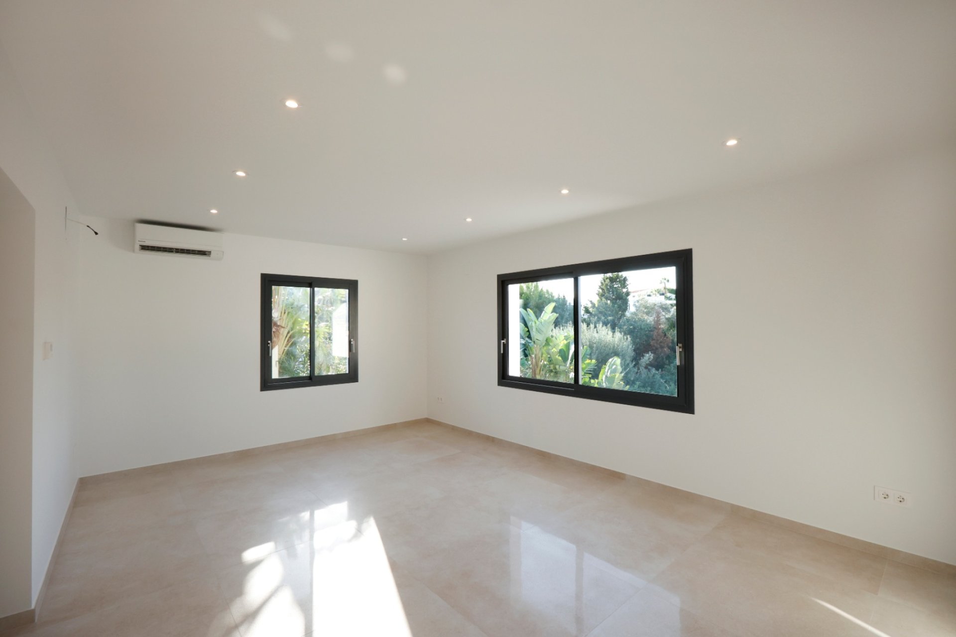 Obra nueva - Villa independiente - Calpe