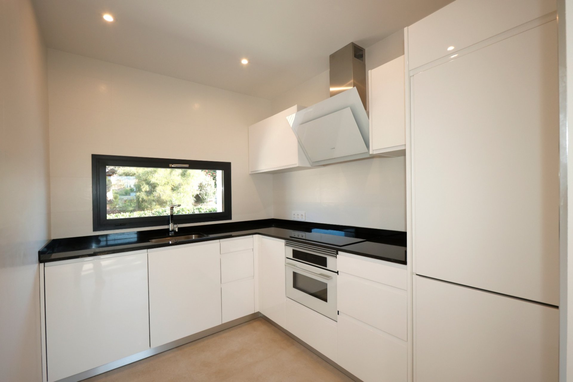 Obra nueva - Villa independiente - Calpe