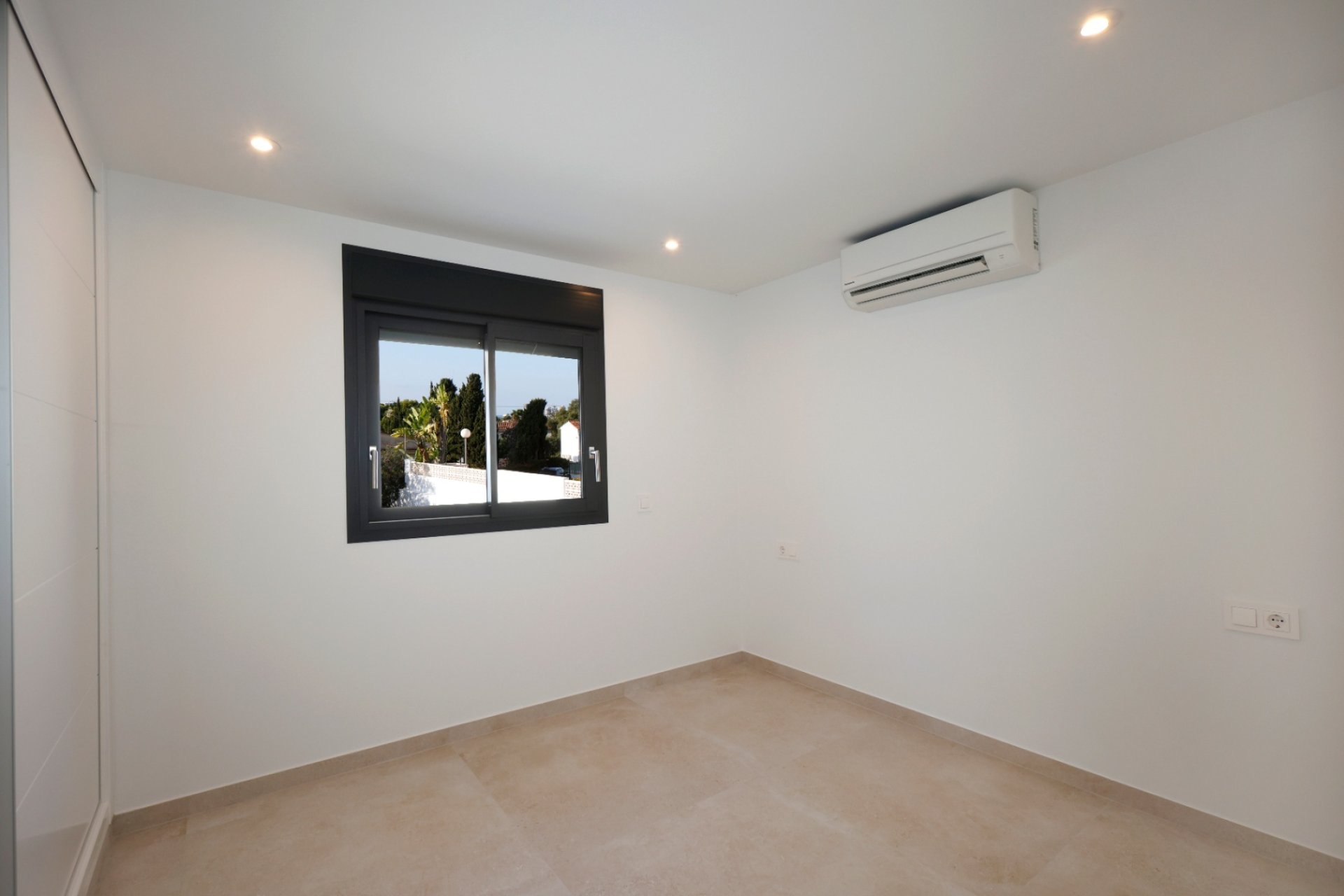 Obra nueva - Villa independiente - Calpe