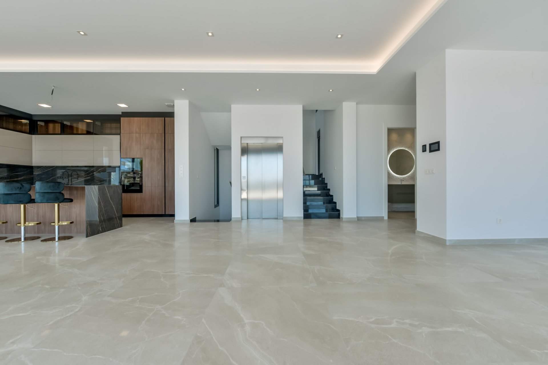 Obra nueva - Villa independiente - Finestrat