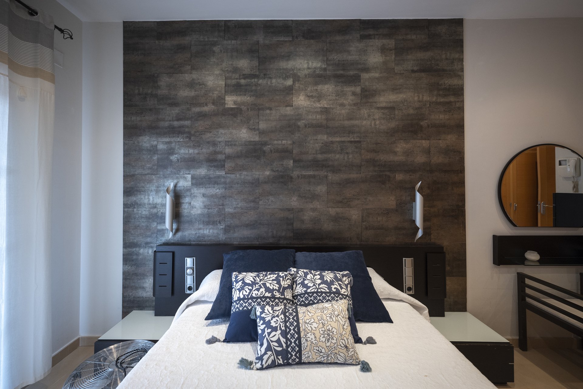 Obra nueva - Villa independiente - Jerónimo y Avileses