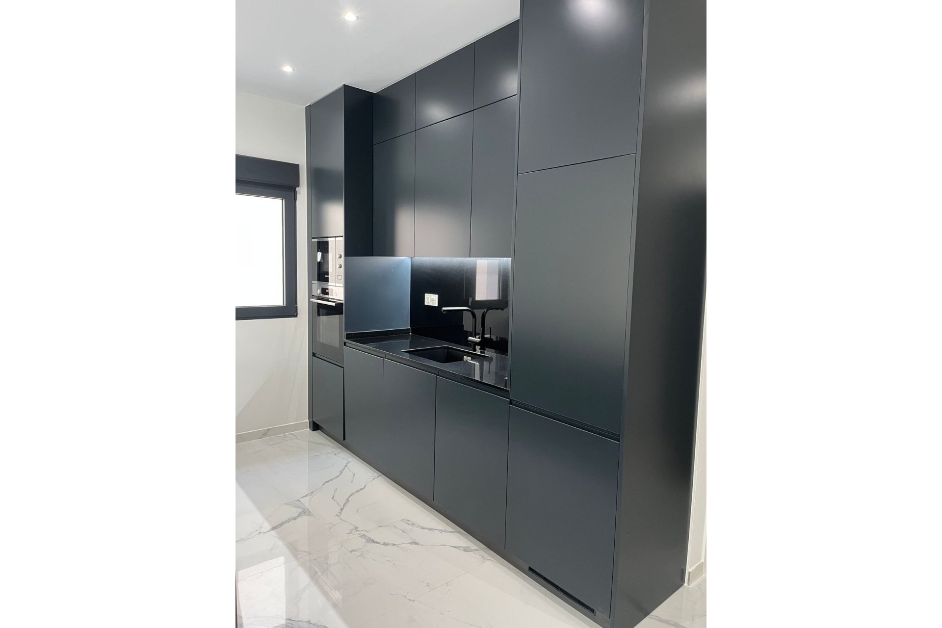 Obra nueva - Villa independiente - La Romana