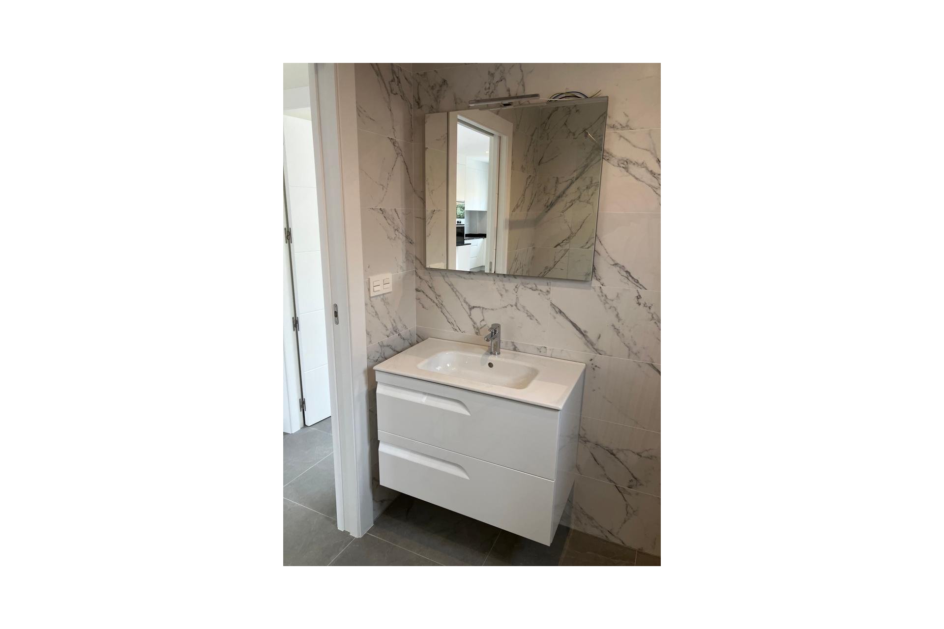 Obra nueva - Villa independiente - La Romana