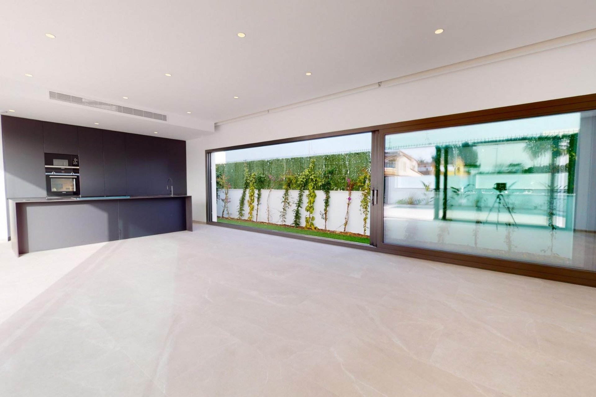 Obra nueva - Villa independiente - Los Alcázares