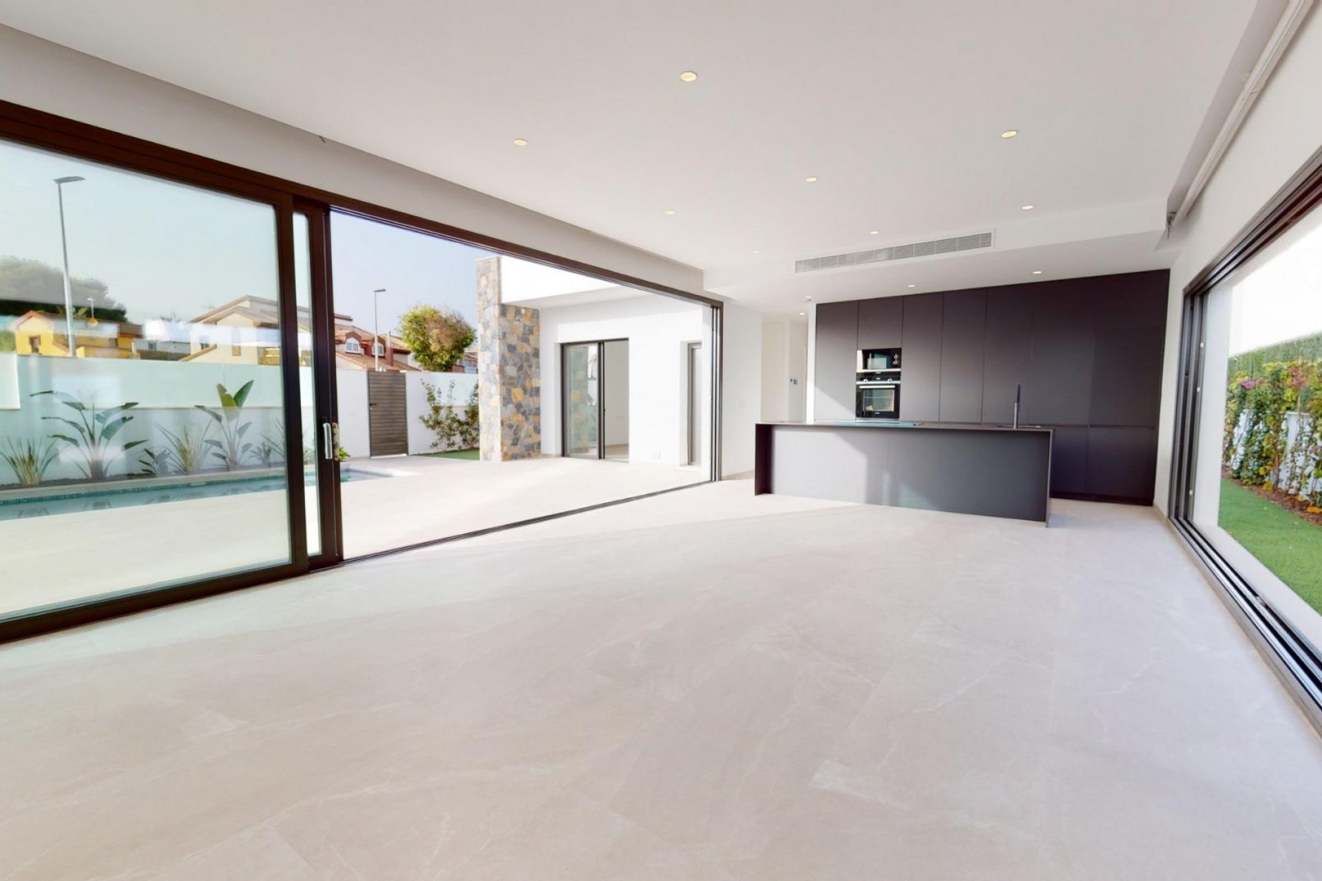 Obra nueva - Villa independiente - Los Alcázares