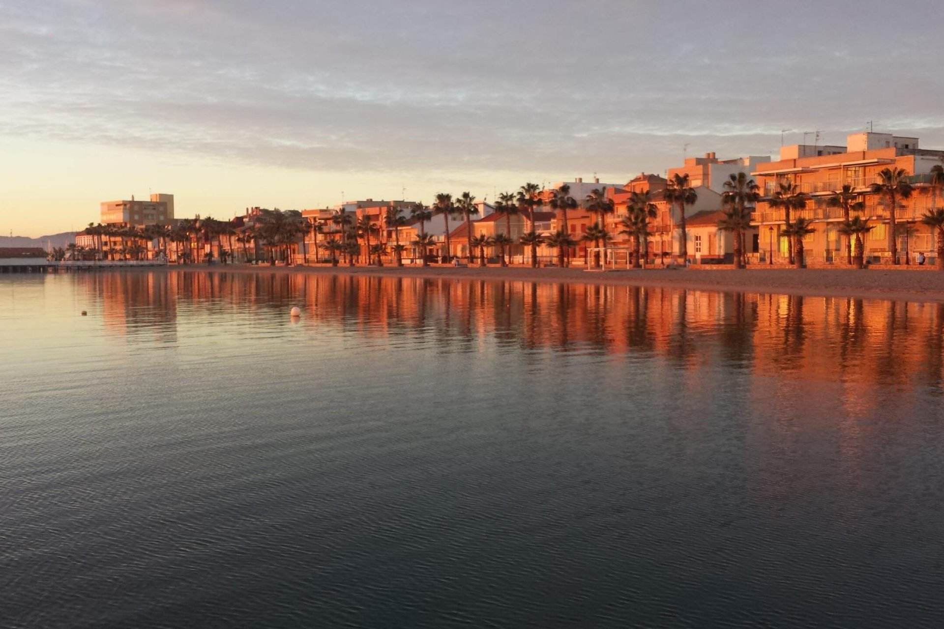 Obra nueva - Villa independiente - Los Alcázares