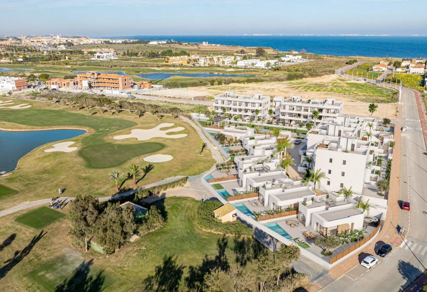 Obra nueva - Villa independiente - Los Alcázares