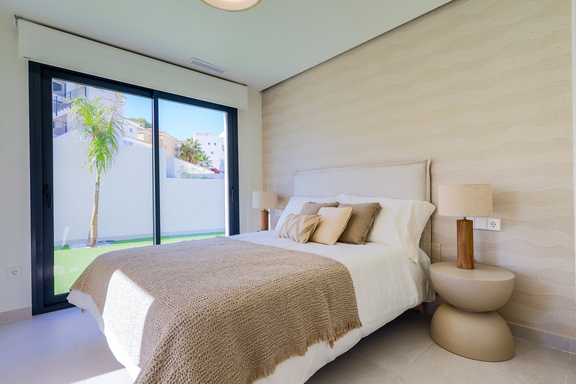 Obra nueva - Villa independiente - Orihuela Costa