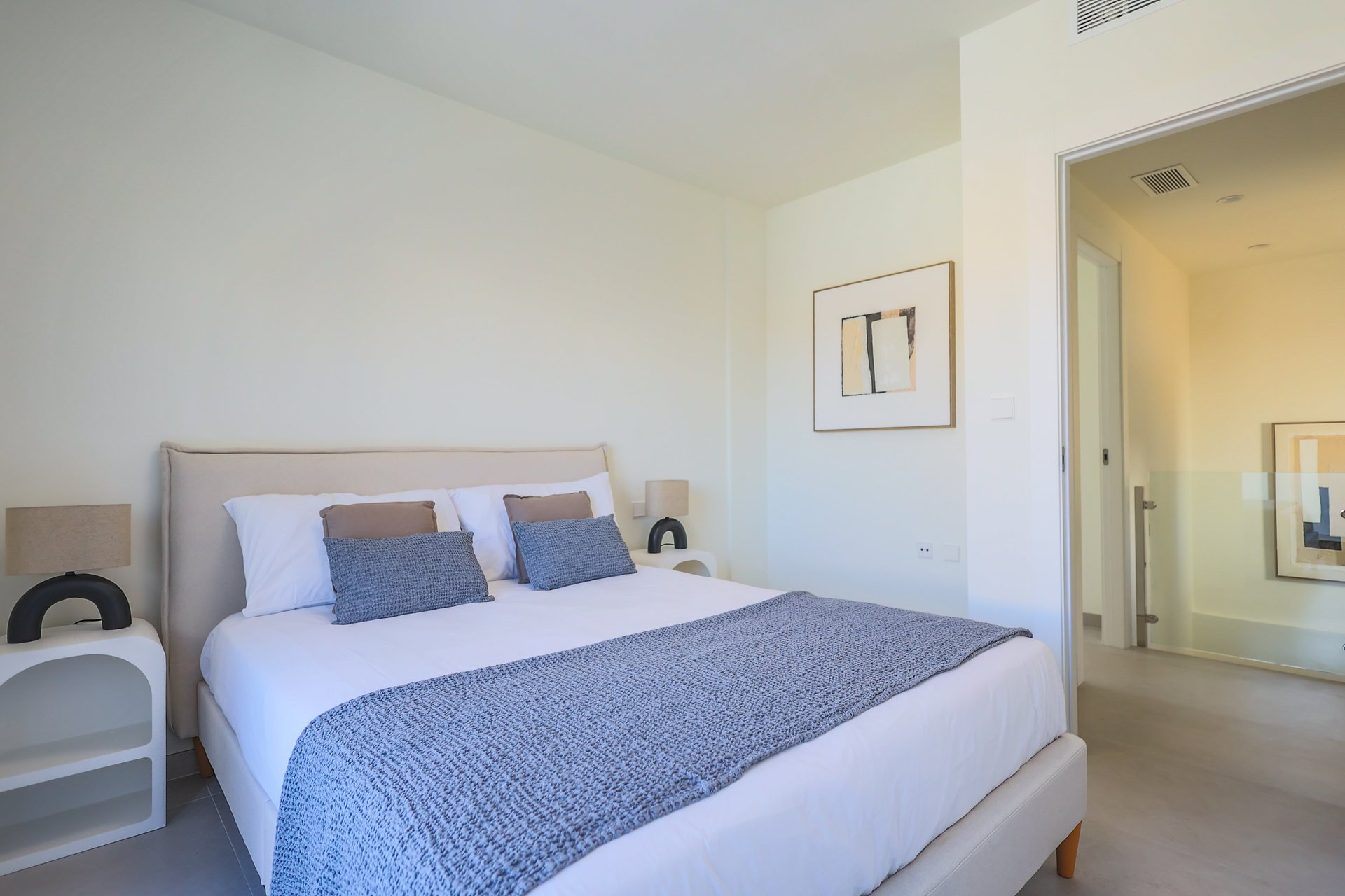 Obra nueva - Villa independiente - Orihuela Costa