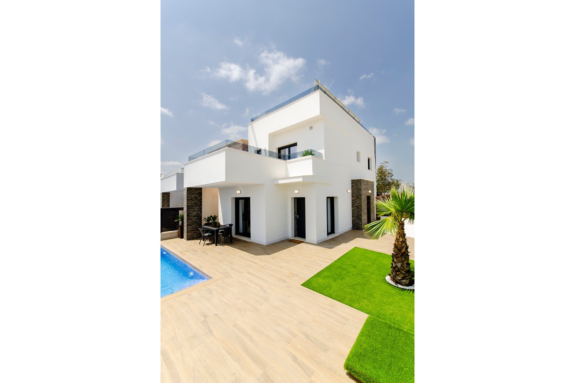 Obra nueva - Villa independiente - Orihuela Costa