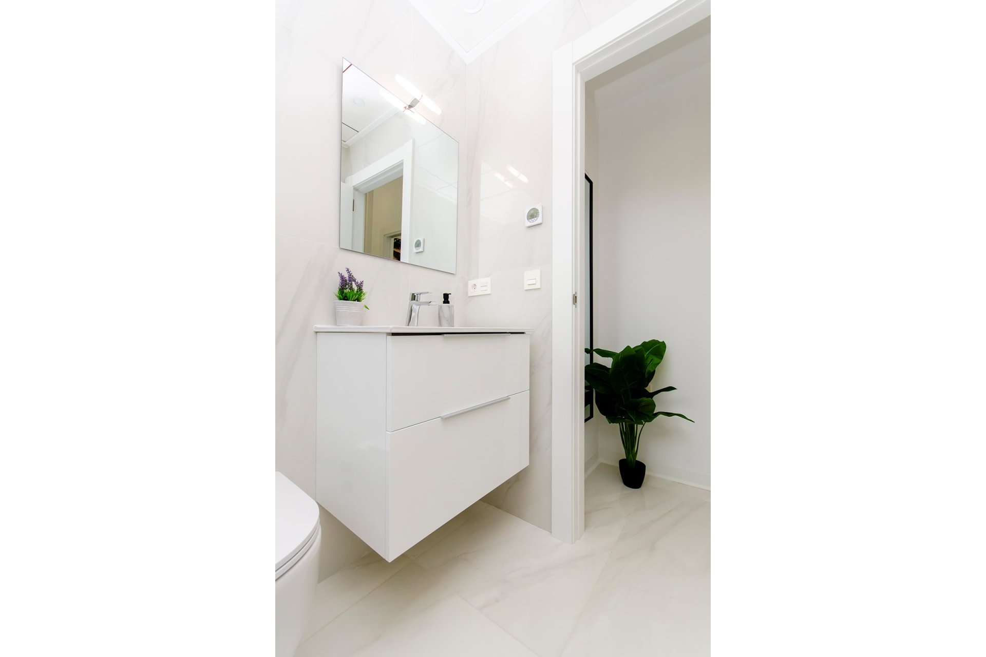 Obra nueva - Villa independiente - Orihuela Costa