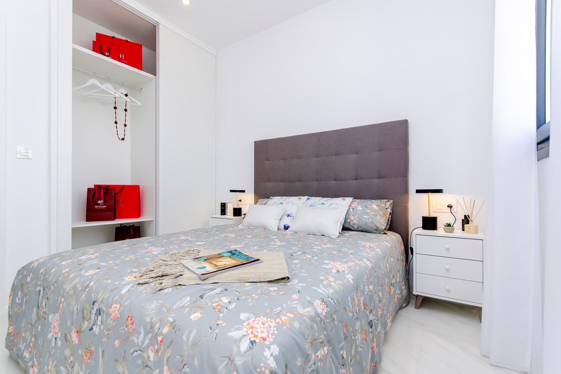 Obra nueva - Villa independiente - Orihuela