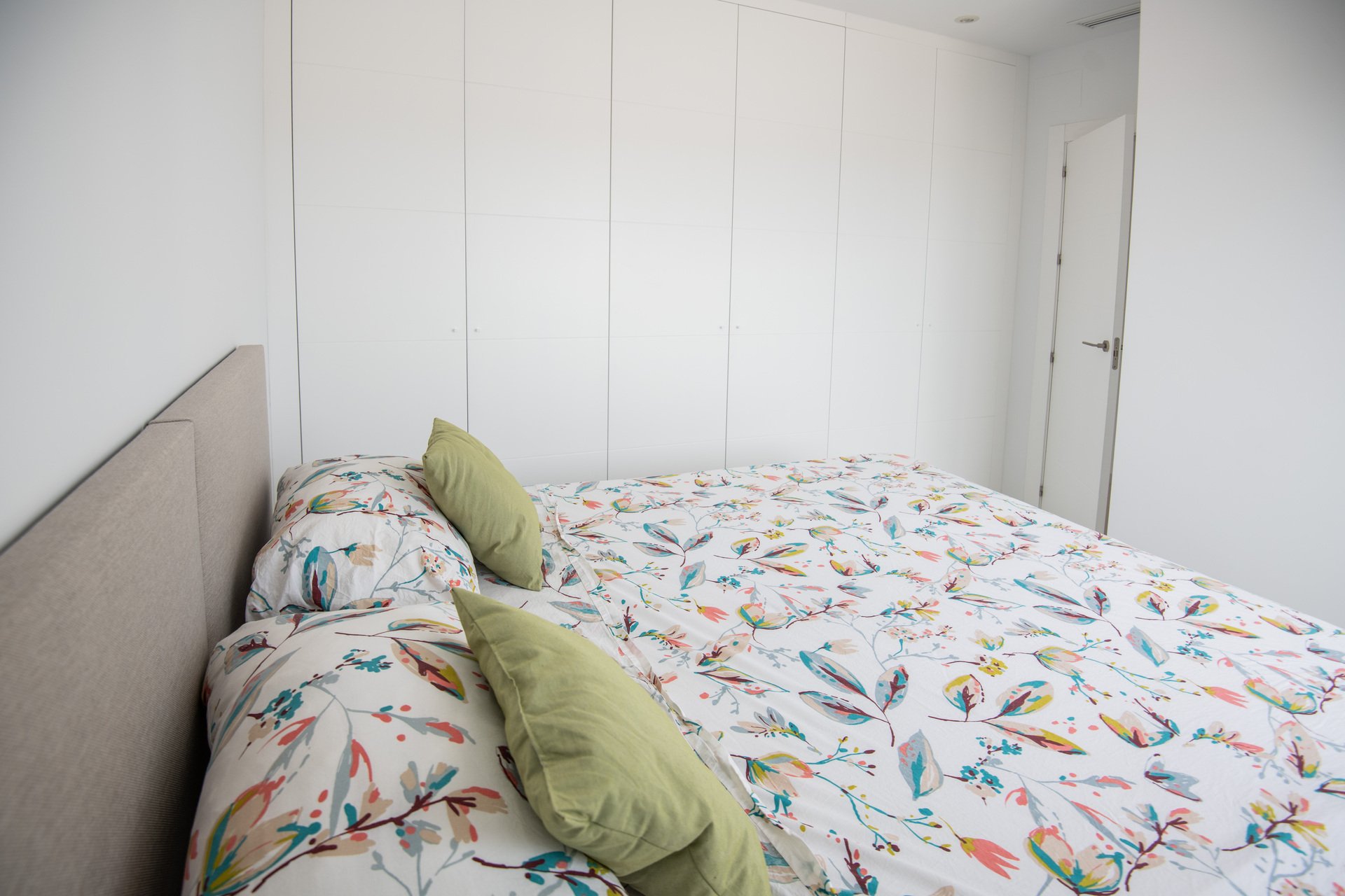 Obra nueva - Villa independiente - Pinar de Campoverde